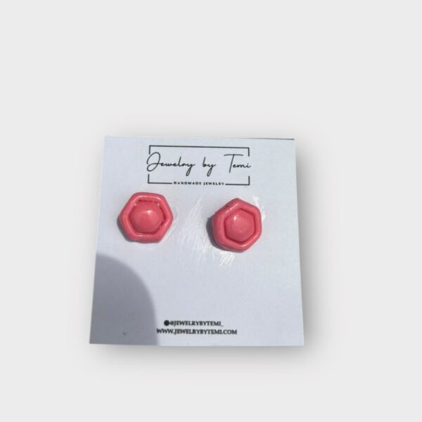 Hexagonal studs - pink